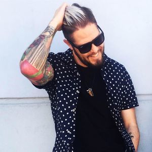 Meet your Posher, Chet